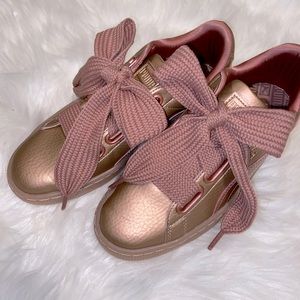 Basket Heart Copper Pumas